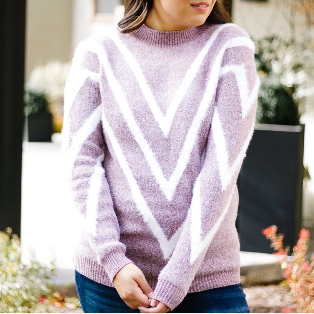 Lila. Vvv Sweater